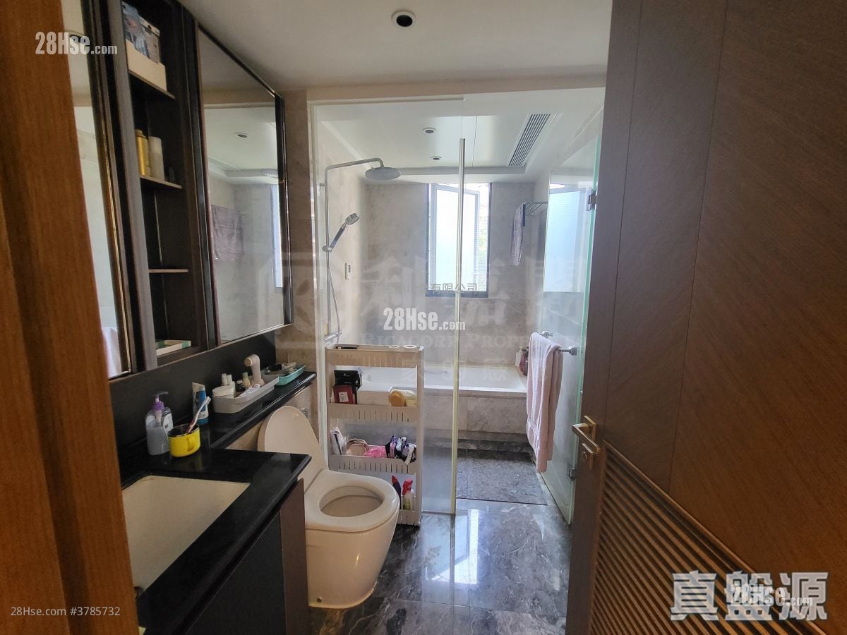 Parc Inverness Sell 3 Bedrooms 1,514 ft²