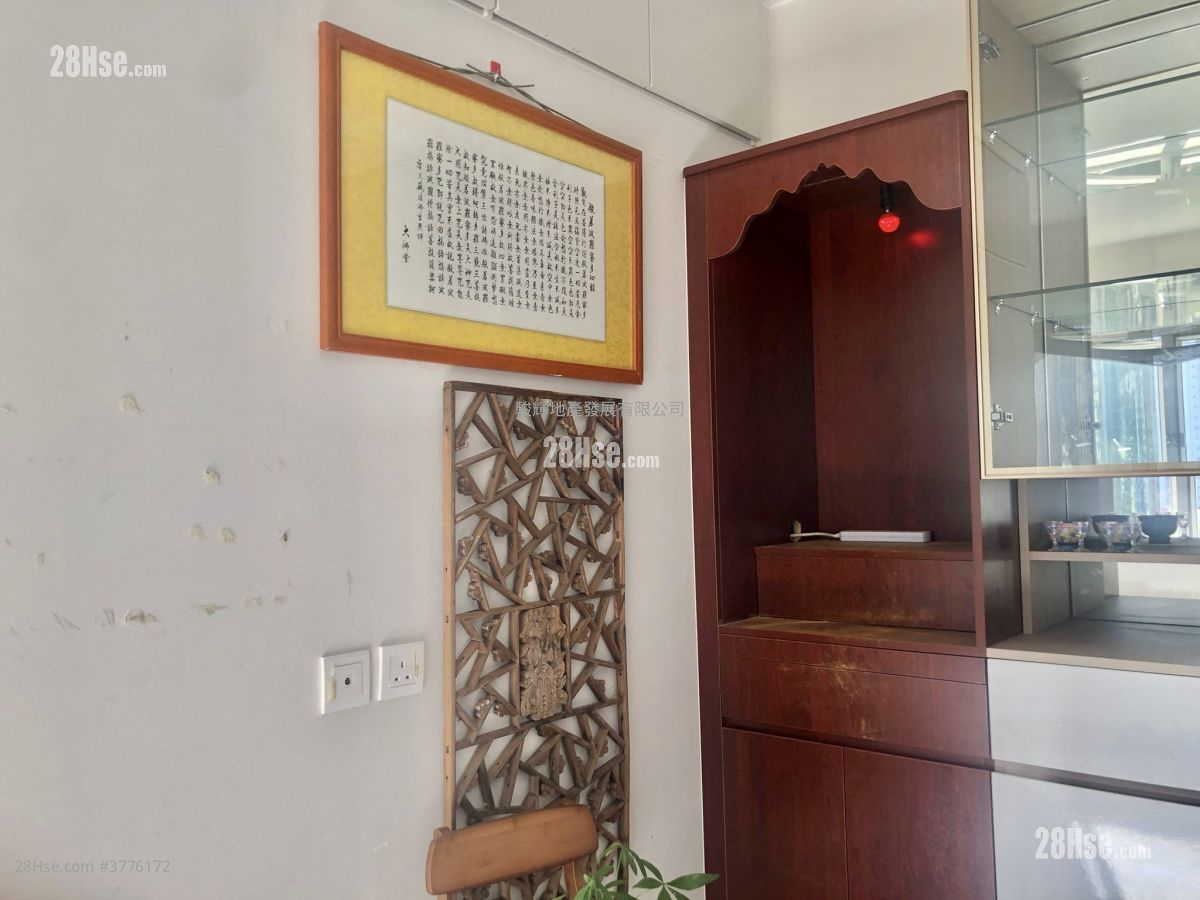 亚皆老街72,74,76及78号及洗衣街90,92号 售盘 2 房 , 1 浴室 556 平方尺