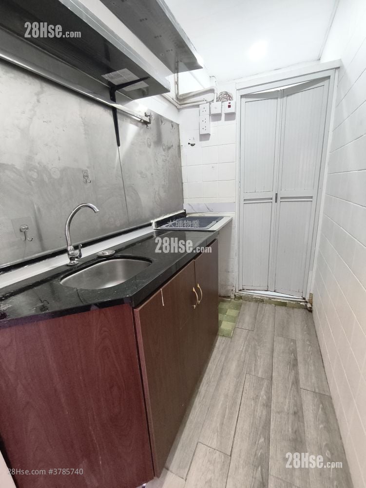 Village Rental 1 Bedroom , 1 Bathroom 480 ft²