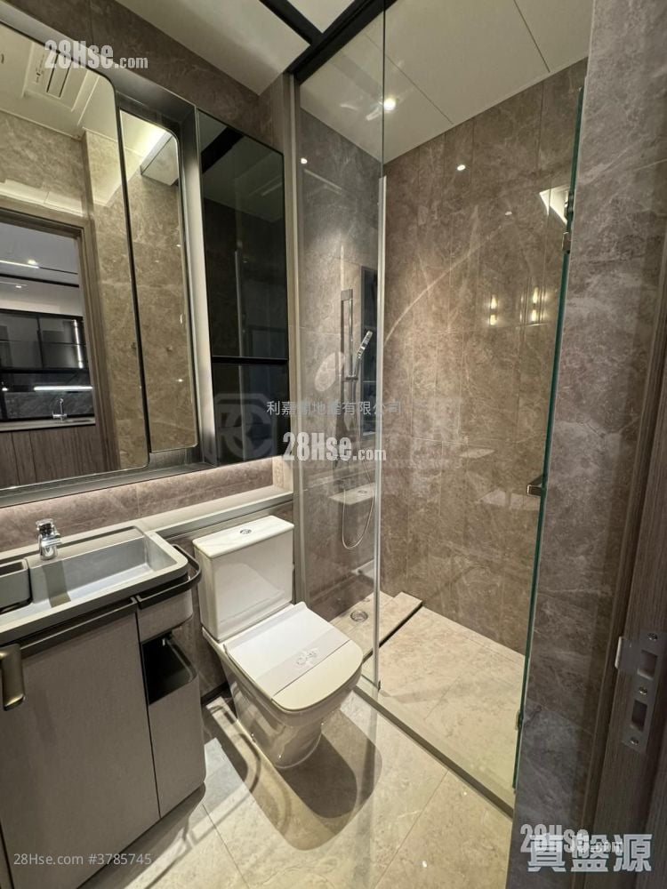 Cullinan Sky Rental 2 Bedrooms , 1 Bathroom 454 ft²