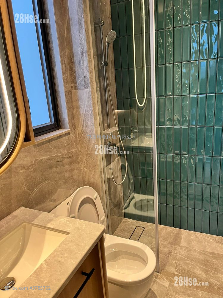 朗天峰 售盘 2 房 , 1 浴室 403 平方尺