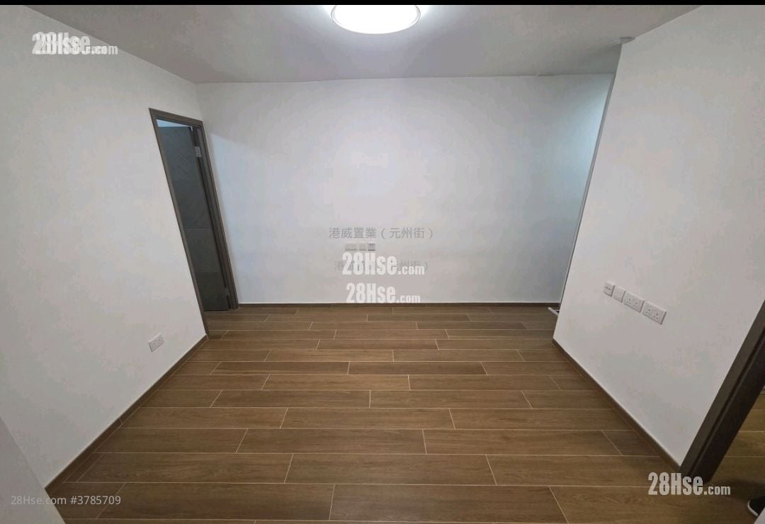 李郑屋邨 售盘 2 房 , 1 浴室 428 平方尺