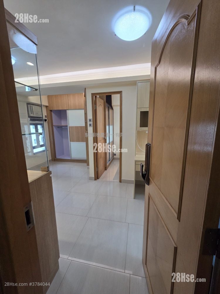 Strong Good Building Rental 1 Bedroom , 1 Bathroom 268 ft²