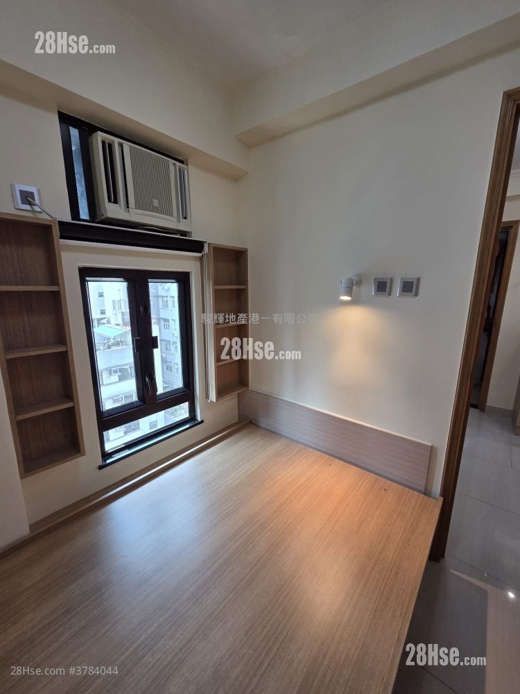 Strong Good Building Rental 1 Bedroom , 1 Bathroom 268 ft²