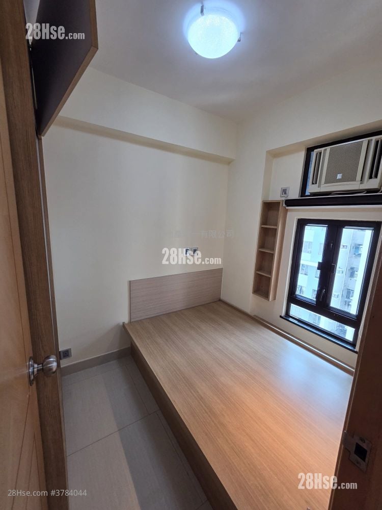 Strong Good Building Rental 1 Bedroom , 1 Bathroom 268 ft²