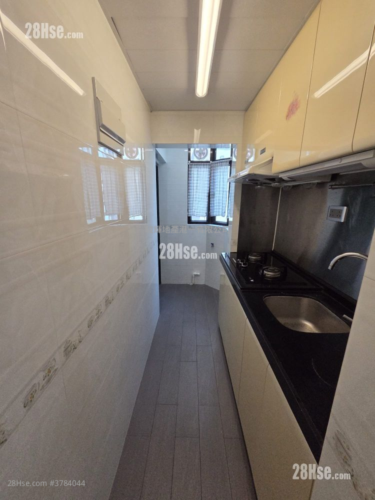 Strong Good Building Rental 1 Bedroom , 1 Bathroom 268 ft²