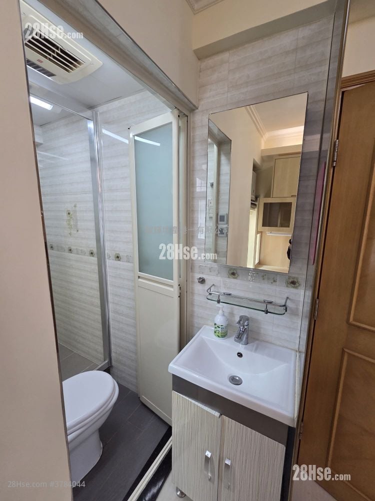 Strong Good Building Rental 1 Bedroom , 1 Bathroom 268 ft²