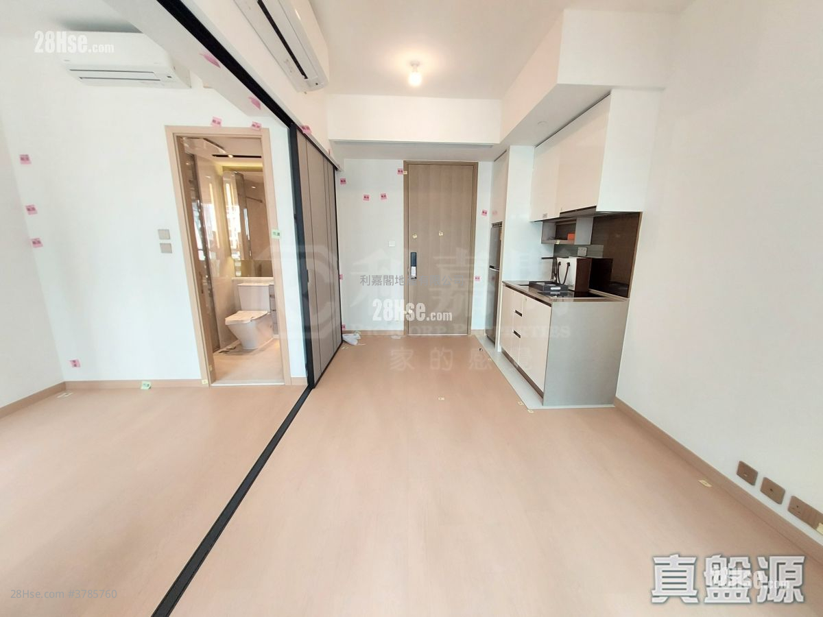 K. Summit Rental 1 Bedroom , 1 Bathroom 293 ft²