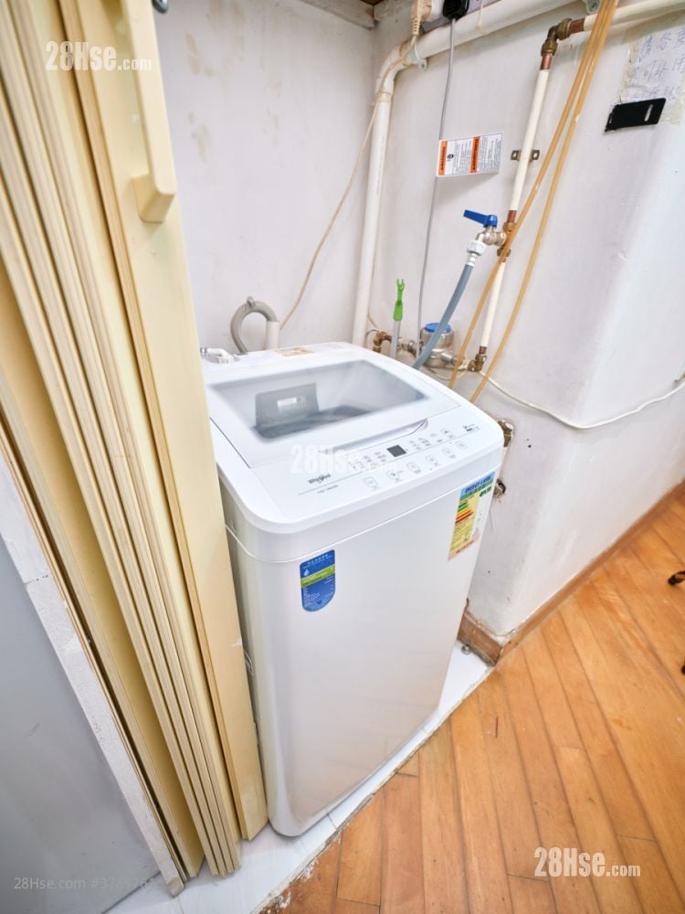 Walker Road Rental 2 Bathrooms 80 ft²