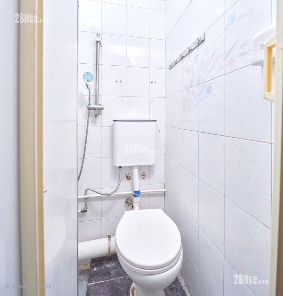 Walker Road Rental 2 Bathrooms 80 ft²