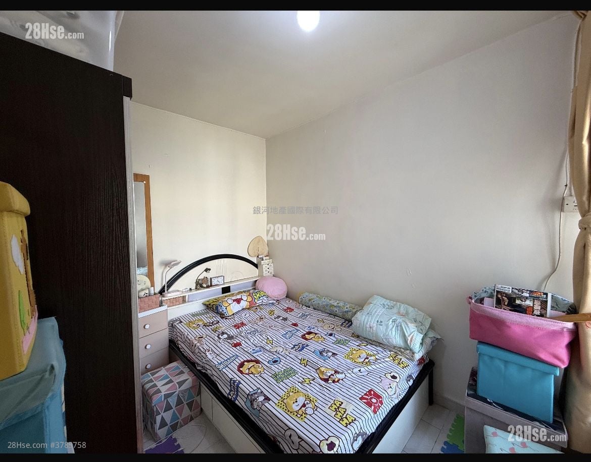 Siu Kwai Court Sell 3 Bedrooms , 1 Bathroom 544 ft²
