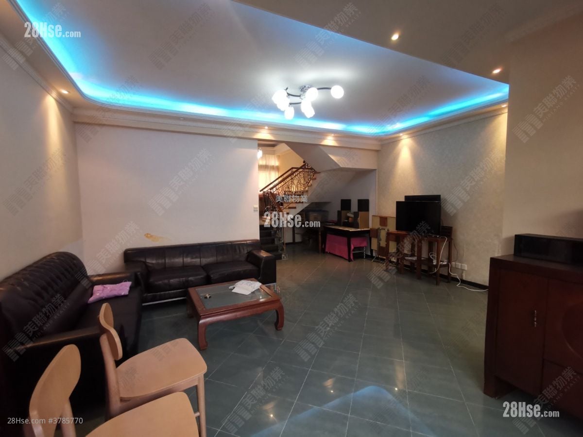 青丽湾别墅 售盘 1,371 平方尺