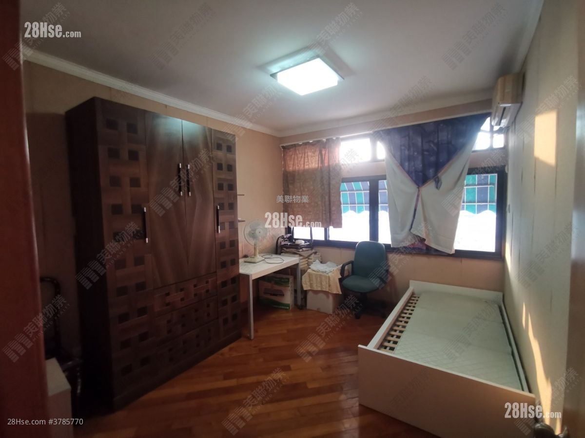 青丽湾别墅 售盘 1,371 平方尺