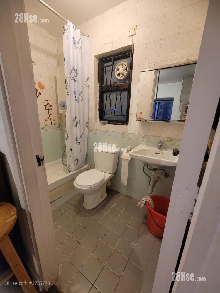 丽宝花园 售盘 2 房 , 1 浴室 404 平方尺