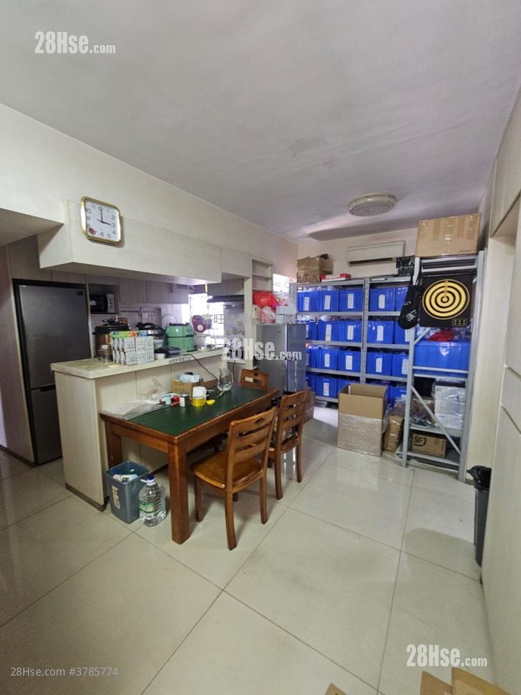 仁安大厦 售盘 3 房 , 1 浴室 774 平方尺