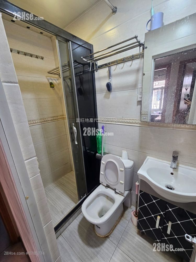 仁安大厦 售盘 3 房 , 1 浴室 774 平方尺