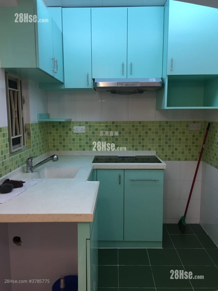 Fairview Garden Sell 2 Bedrooms , 1 Bathroom 306 ft²