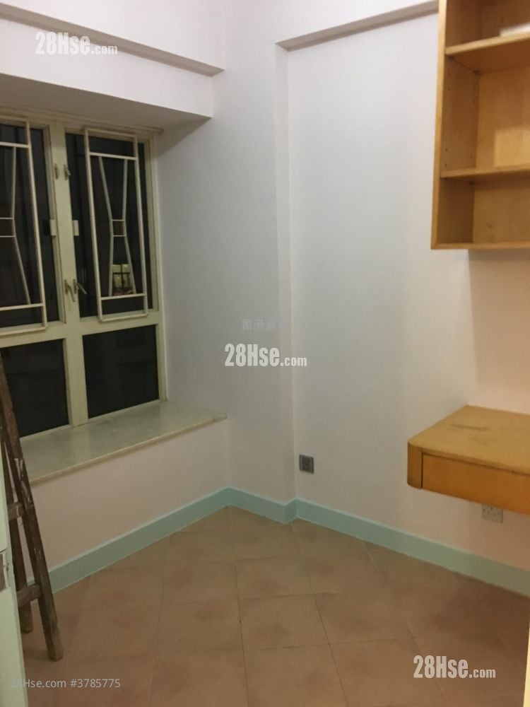 Fairview Garden Sell 2 Bedrooms , 1 Bathroom 306 ft²