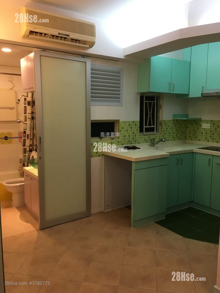 Fairview Garden Sell 2 Bedrooms , 1 Bathroom 306 ft²