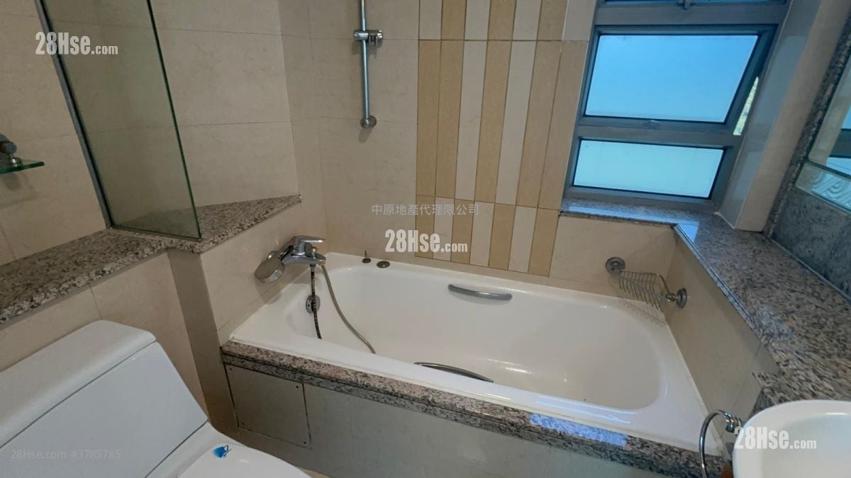 Caribbean Coast Sell 3 Bedrooms 729 ft²