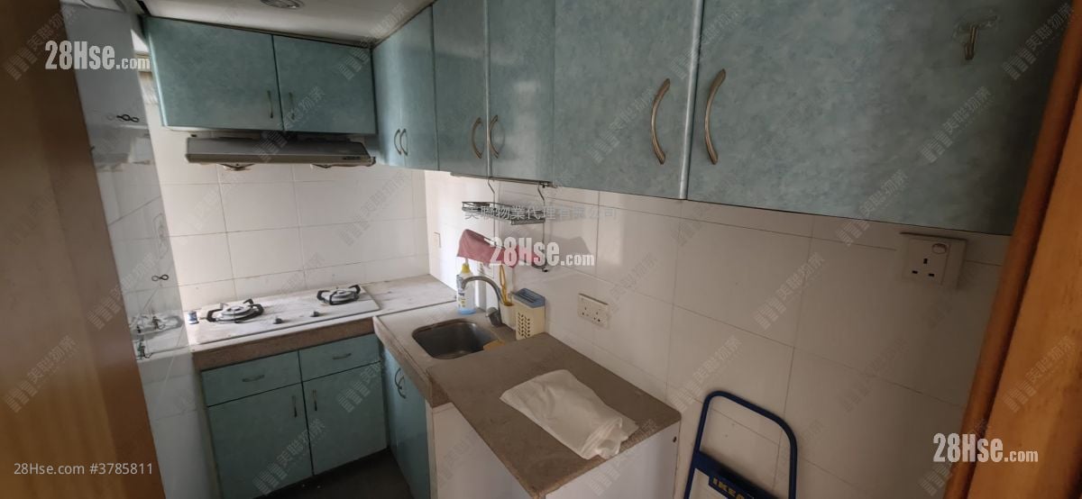 Hilton Plaza Sell 2 Bedrooms 427 ft²