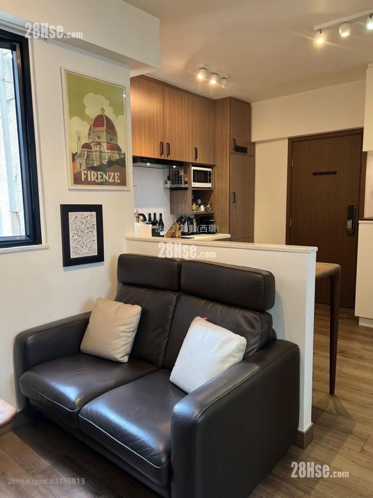 Jadestone Court Sell 1 Bedroom , 1 Bathroom 332 ft²