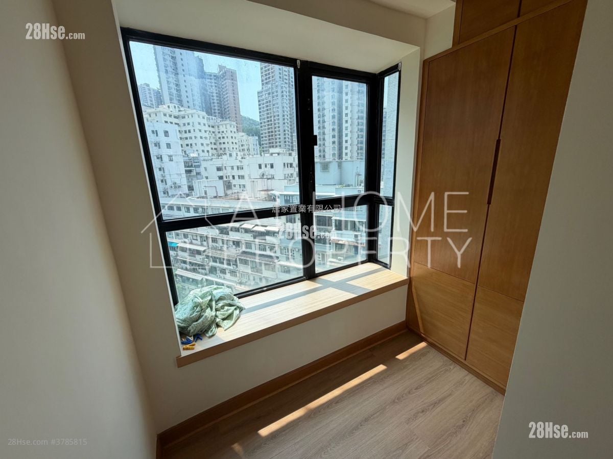 Wilton Place Sell 3 Bedrooms , 2 Bathrooms 573 ft²