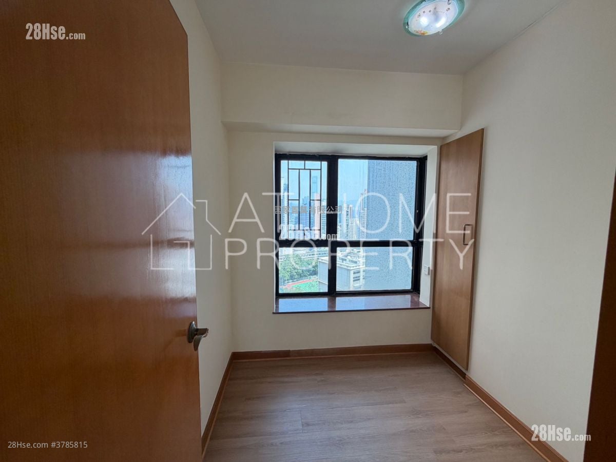 Wilton Place Sell 3 Bedrooms , 2 Bathrooms 573 ft²