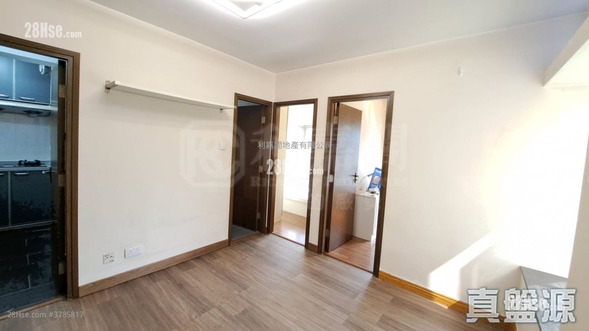 Serenity Park Sell 2 Bedrooms , 1 Bathroom 355 ft²