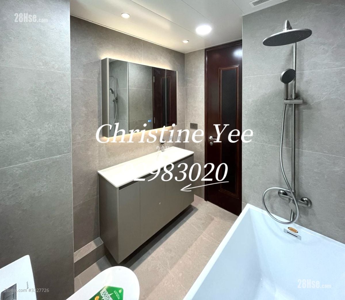 The Legend Rental 3 Bedrooms , 2 Bathrooms 867 ft²