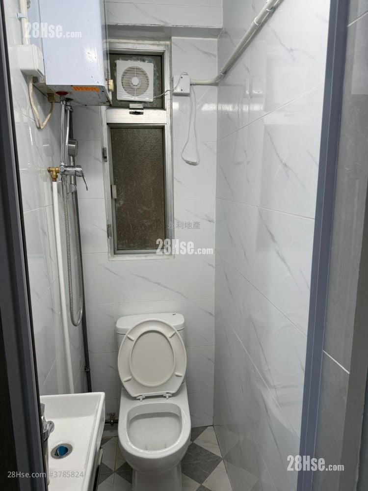 合和大厦 租盘 2 房 , 1 浴室 290 平方尺