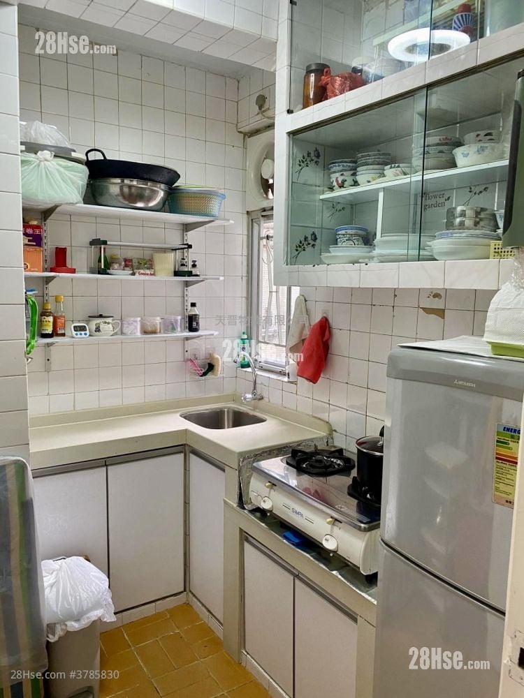 Wyler Garden Sell 2 Bedrooms , 1 Bathroom 336 ft²