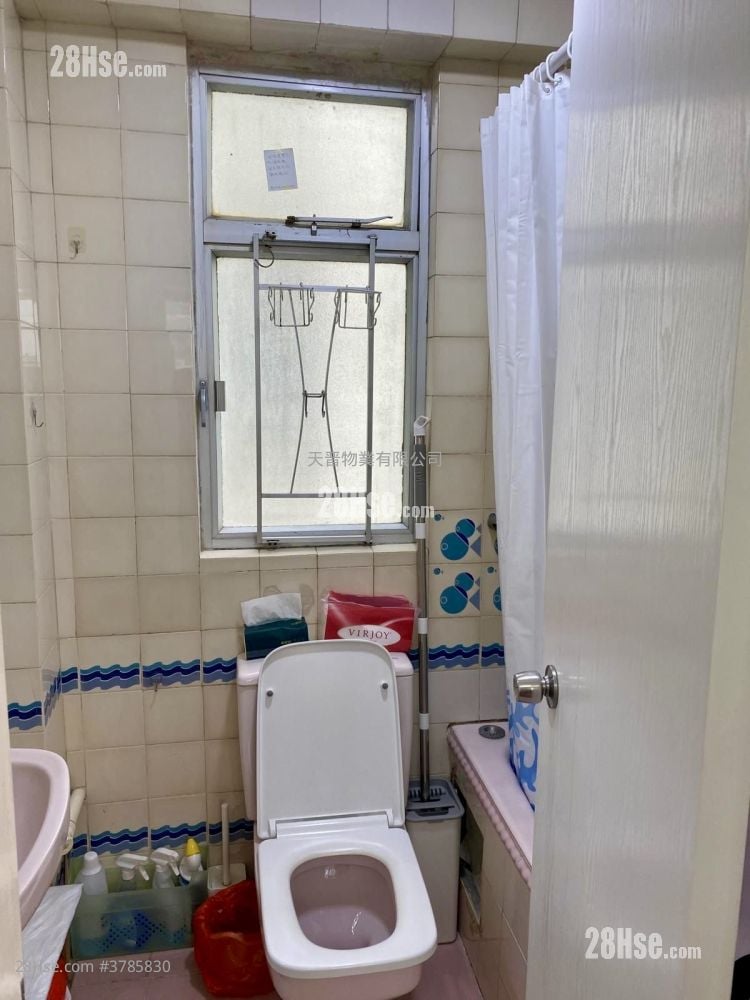 Wyler Garden Sell 2 Bedrooms , 1 Bathroom 336 ft²