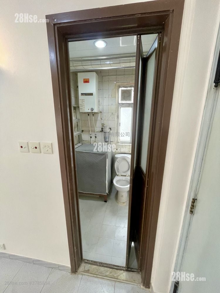 Fortuna Building Sell 2 Bedrooms , 1 Bathroom 258 ft²