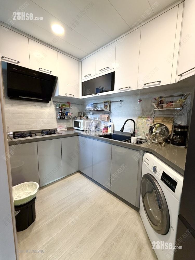 Villa Esplanada Sell 3 Bedrooms , 2 Bathrooms 829 ft²