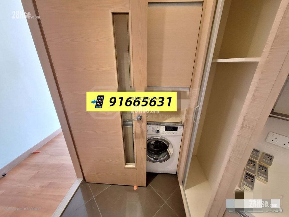 Lions Rise Sell 3 Bedrooms , 2 Bathrooms 715 ft²