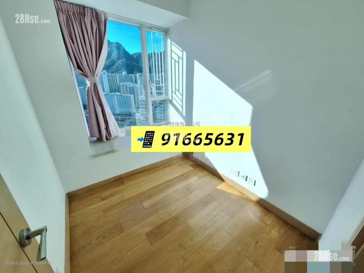 Lions Rise Sell 3 Bedrooms , 2 Bathrooms 715 ft²