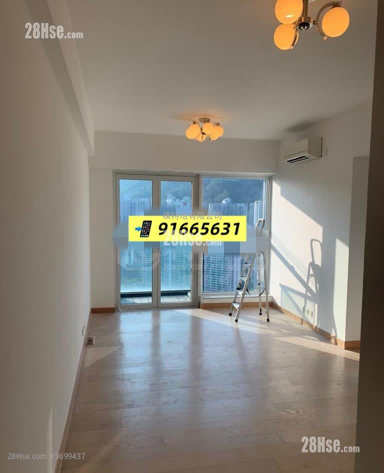 Lions Rise Sell 3 Bedrooms , 2 Bathrooms 715 ft²