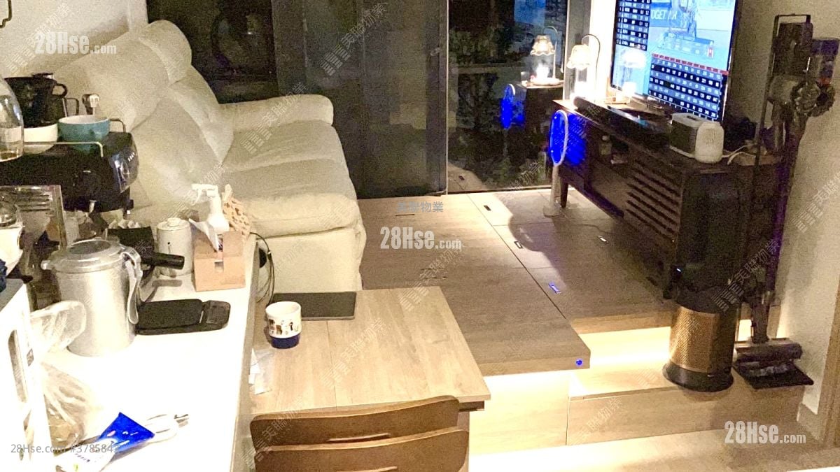 明翘汇 售盘 1 房 , 1 浴室 299 平方尺