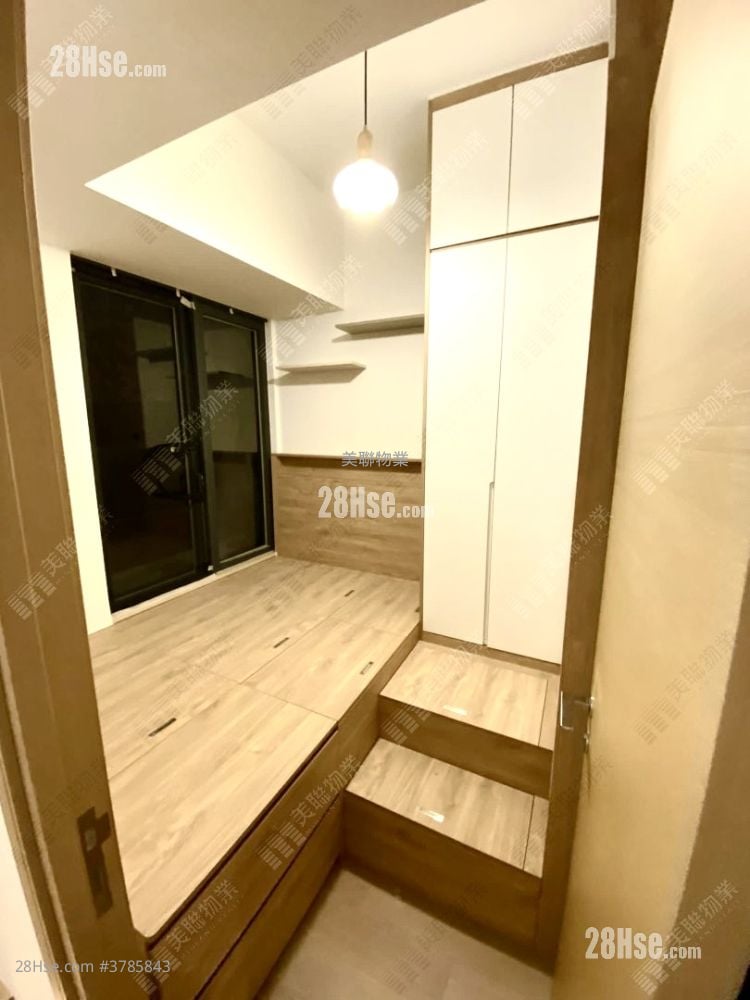 明翘汇 售盘 1 房 , 1 浴室 299 平方尺