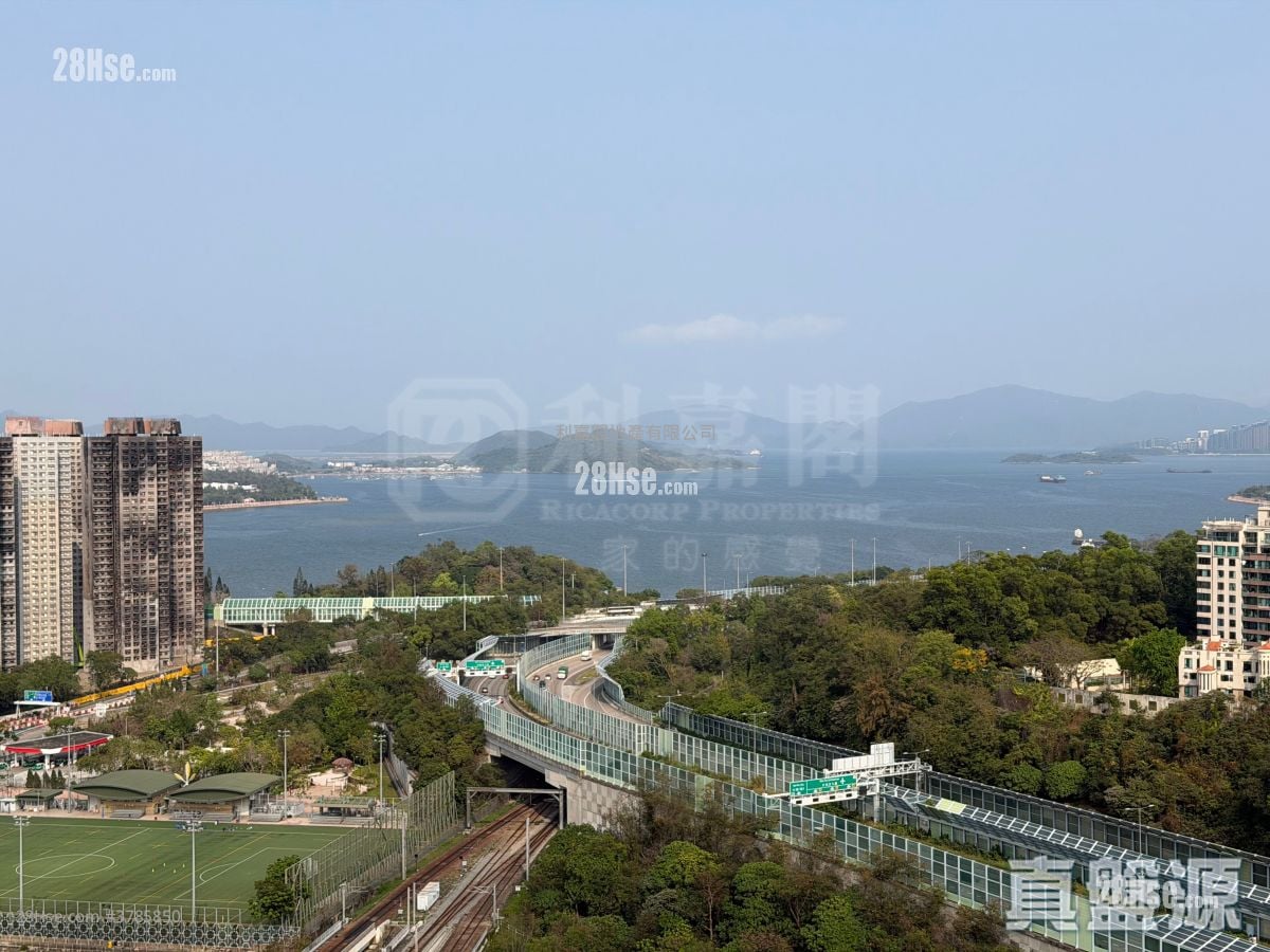 Uptown Plaza Sell 3 Bedrooms , 2 Bathrooms 617 ft²