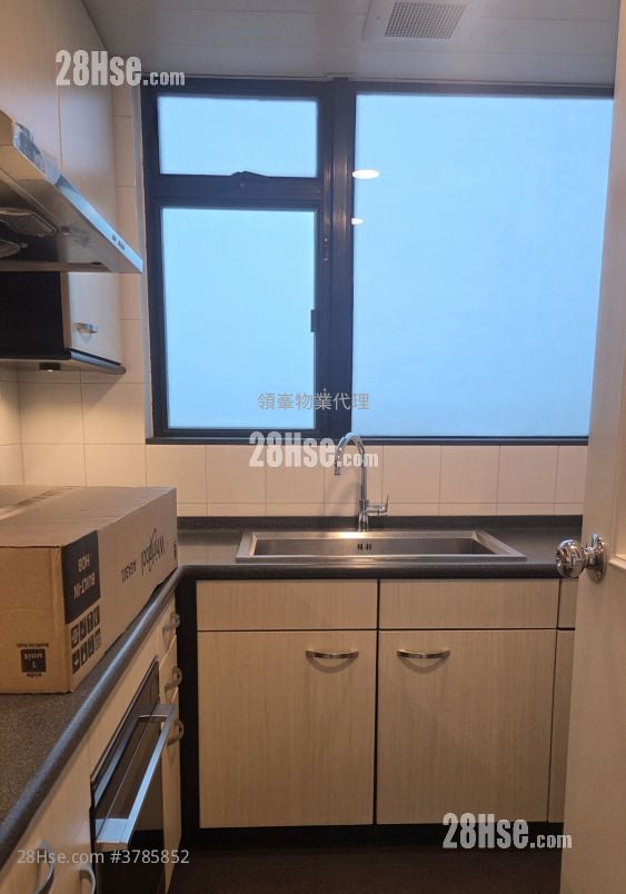 坚尼地道150号 租盘 3 房 , 2 浴室 902 平方尺