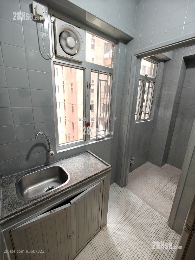 近漆咸道南 租盤 2 房 , 1 浴室 420 平方呎