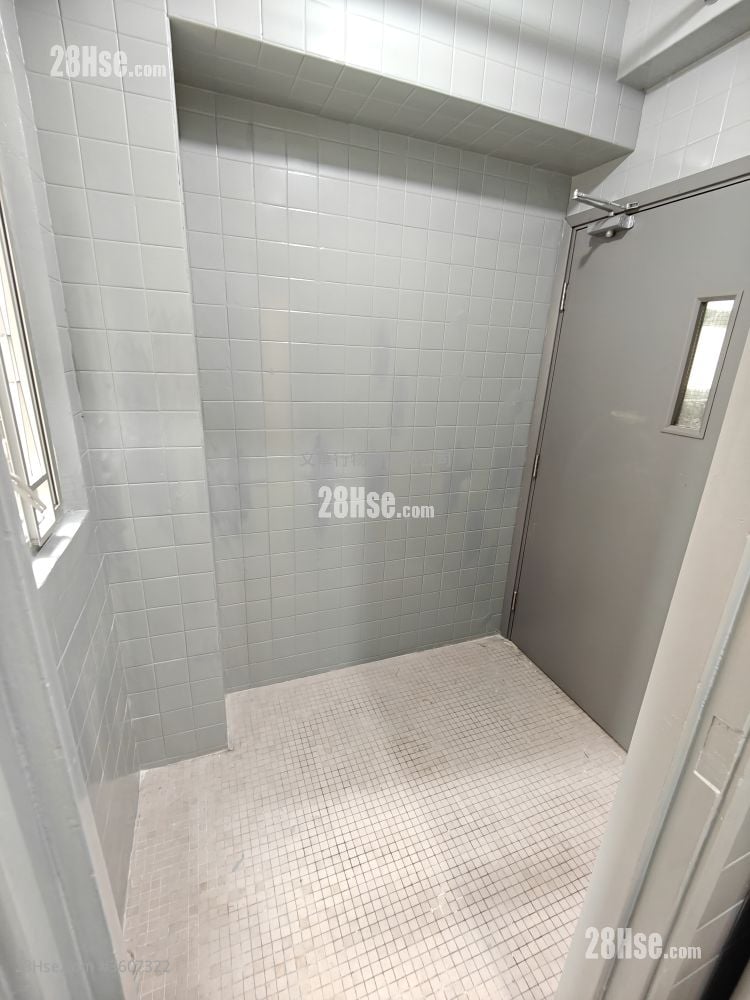 近漆咸道南 租盤 2 房 , 1 浴室 420 平方呎