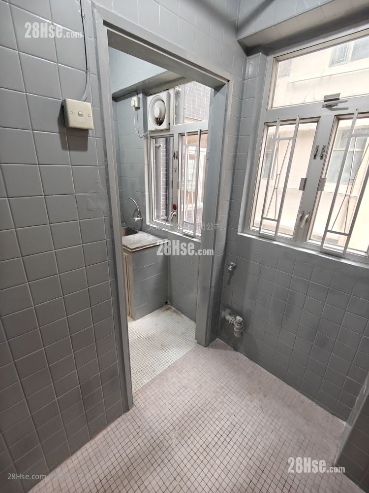 近漆咸道南 租盤 2 房 , 1 浴室 420 平方呎