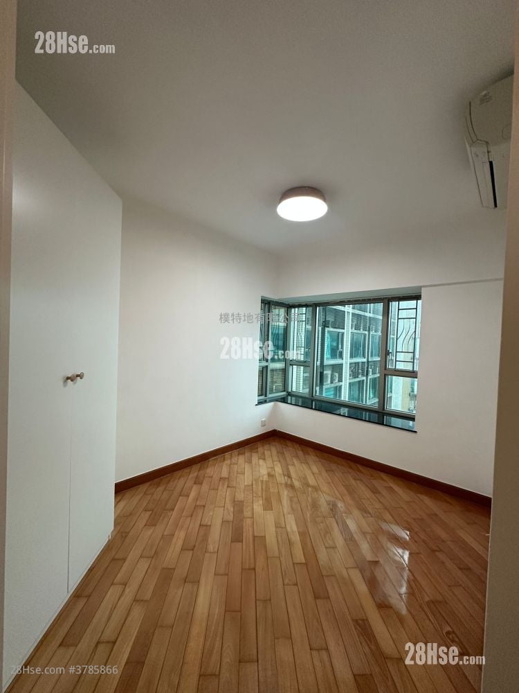 Sorrento Rental 3 Bedrooms , 2 Bathrooms 853 ft²