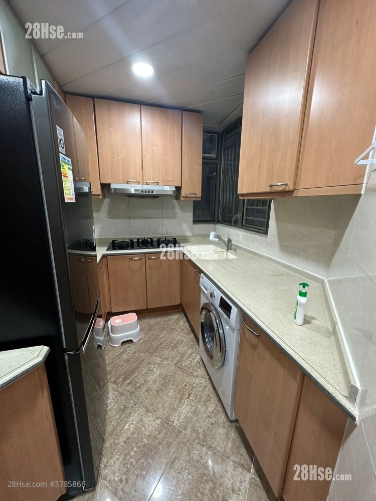 Sorrento Rental 3 Bedrooms , 2 Bathrooms 853 ft²