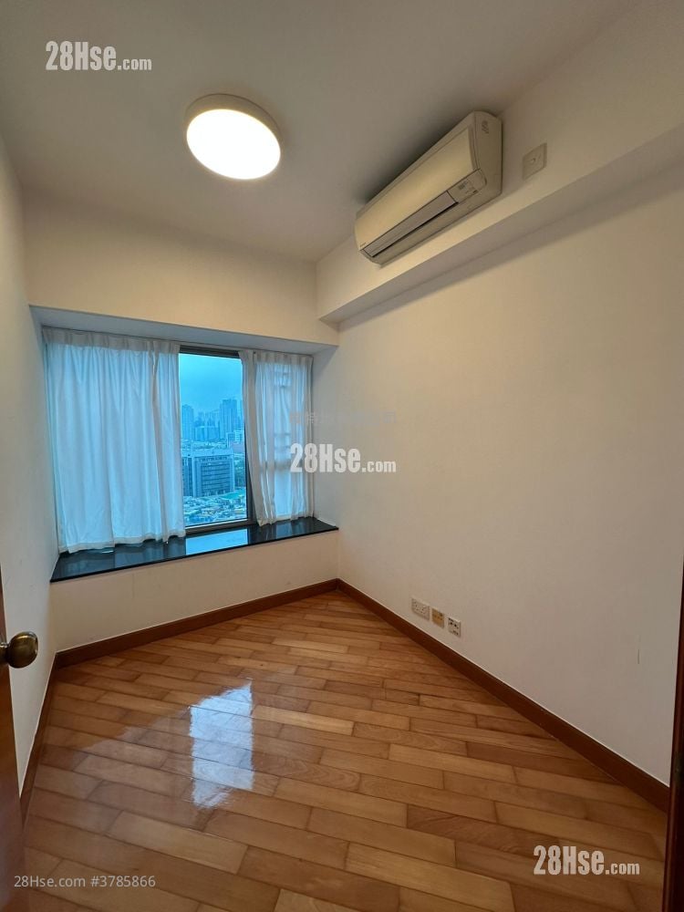 Sorrento Rental 3 Bedrooms , 2 Bathrooms 853 ft²