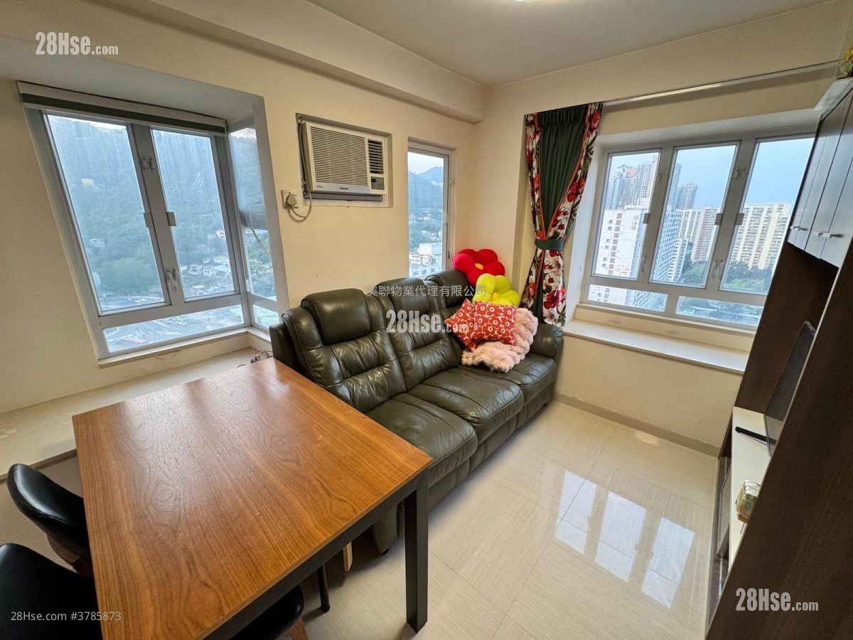 好运中心 售盘 2 房 326 平方尺