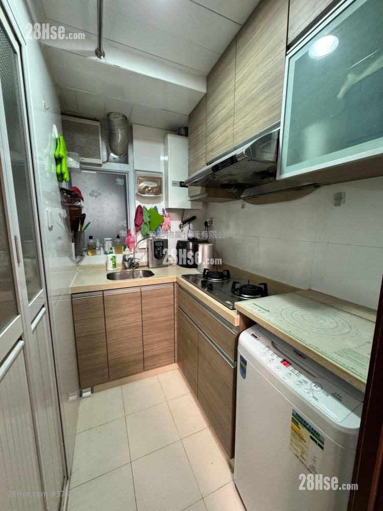 好运中心 售盘 2 房 326 平方尺